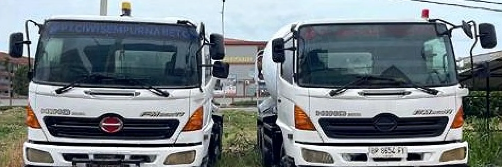 4 Unit Truck Hino